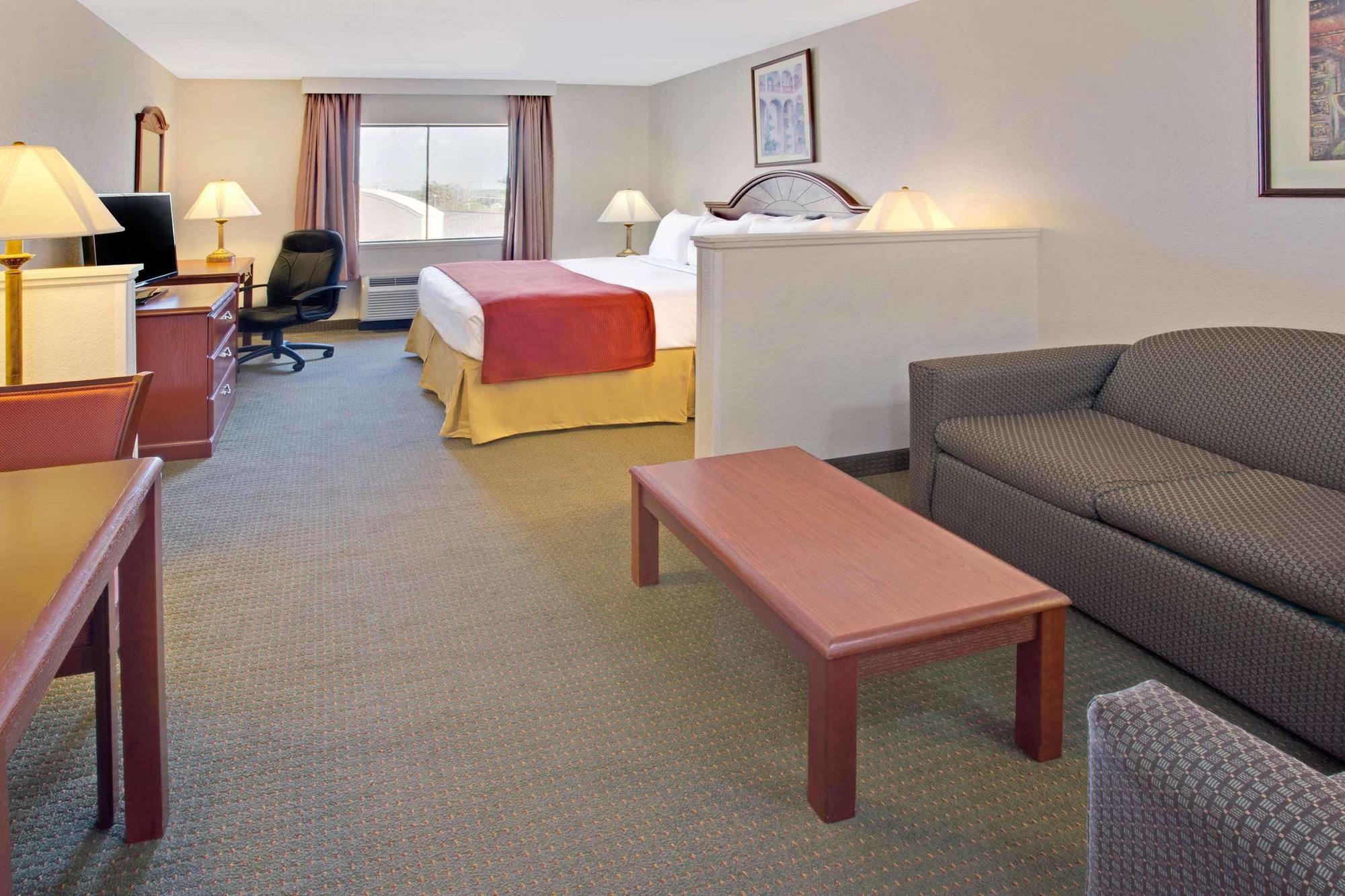 Days Inn & Suites By Wyndham Laurel Near Fort Meade Bagian luar foto